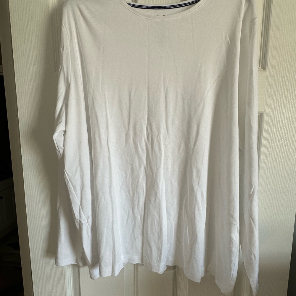 Croft & Barrow White Long Sleeve Tee